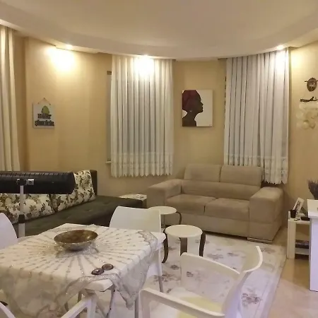 Goeleviz וילה אלאניה
